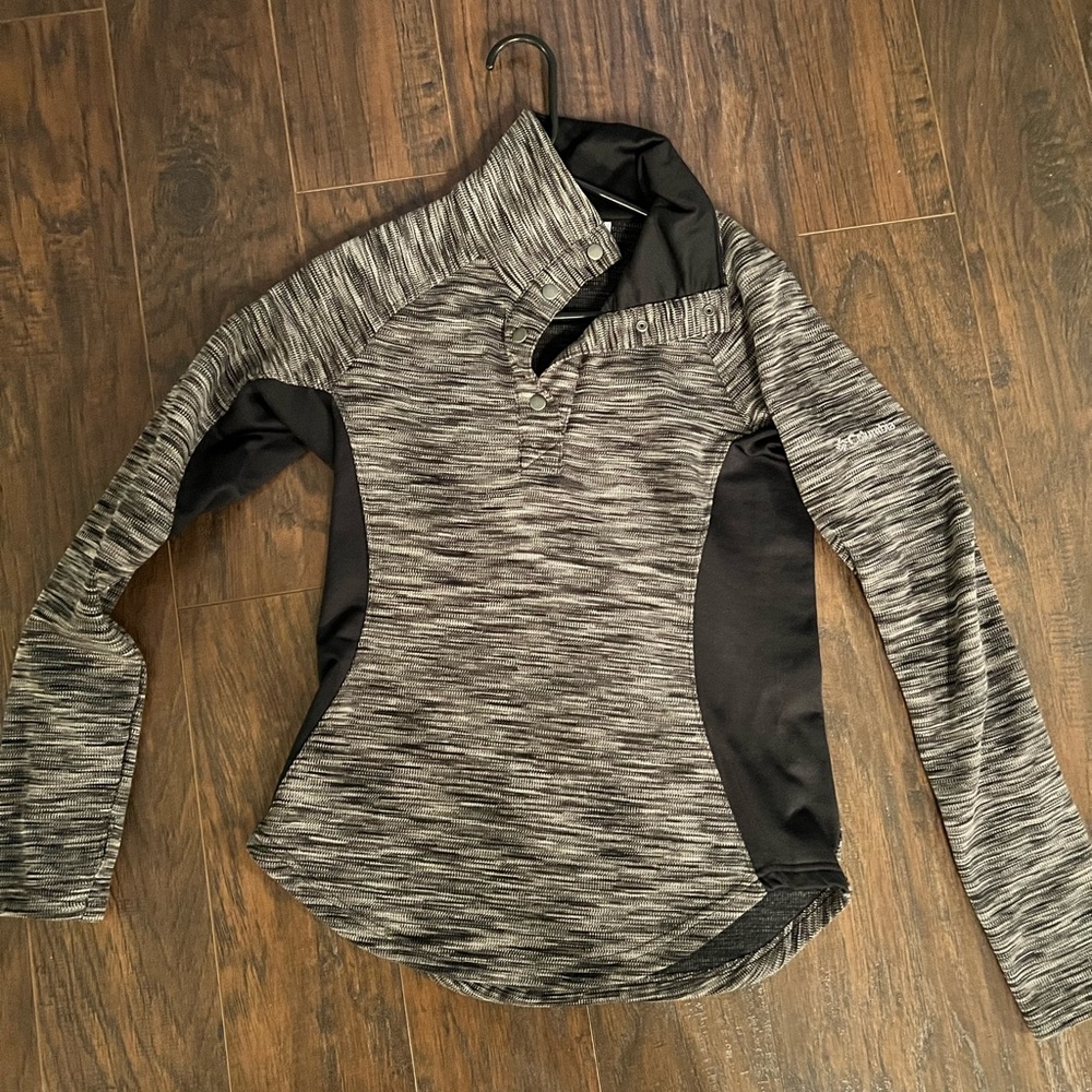 Columbia sweater